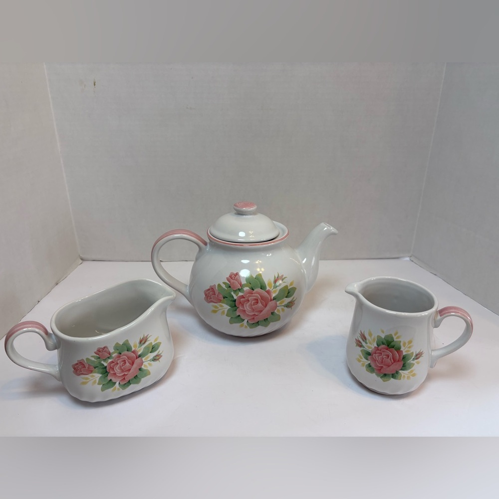 Corelle Coordinates Collection Elegant Rose teapot, creamer & gravy boat